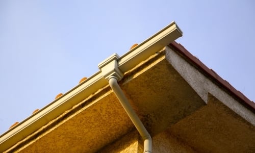 seamless-gutter-fabrication-on-site-spr-team